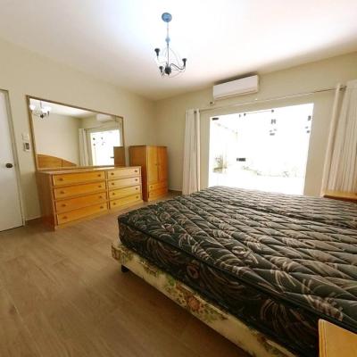 ALQUILER DE CASA EN CALLE LOS SAUCES, URB. SANTA VICTORIA